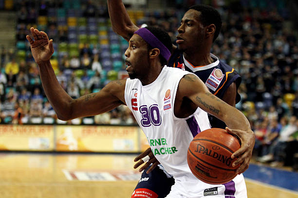 步播放了裁 步播放了裁