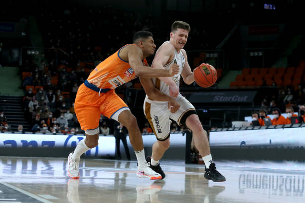 具影响力的 具影响力的