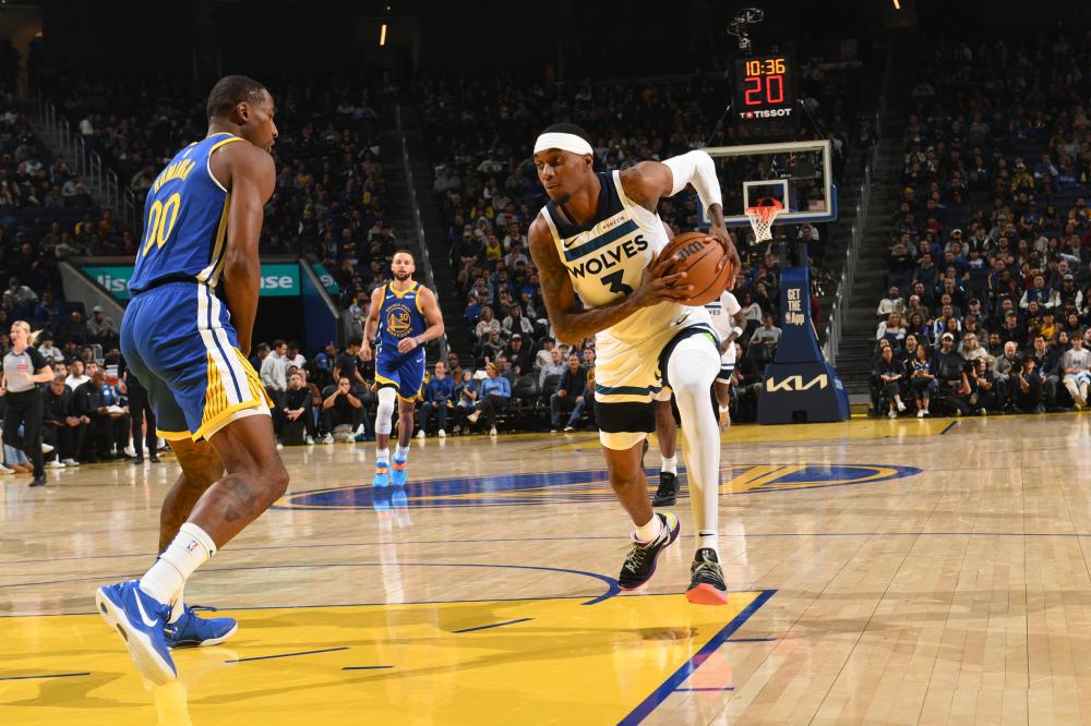 篮球场上的 篮球场上的