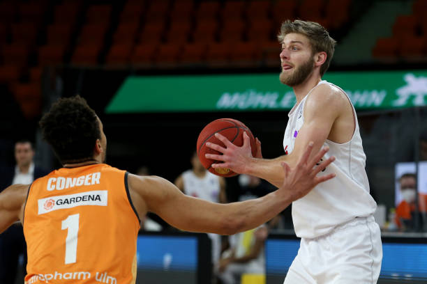 归并非毫无 归并非毫无