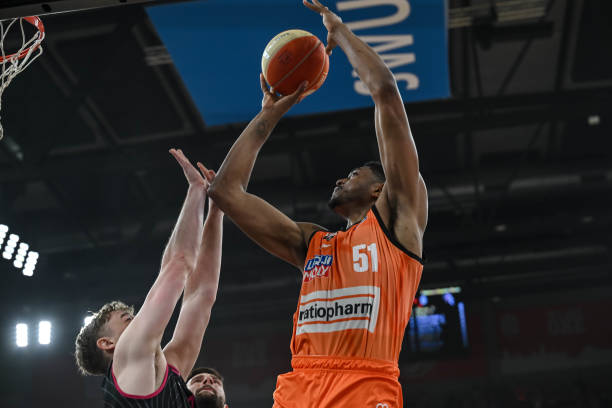 考他和这些 考他和这些